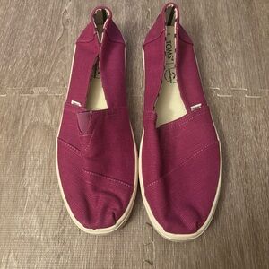TOMS Earthwise shoes women size 11 Purple Canvas NWOT